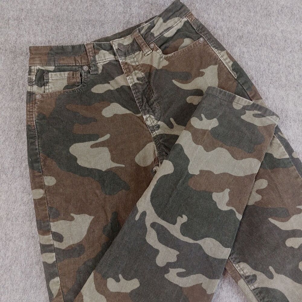 American Eagle Mom Jeans Green Camo Corduroy Size 00(Fit 24x27.5) Super Stretch